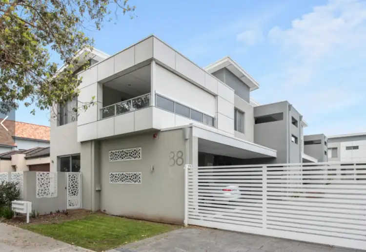 Main view of Homely villa listing, 2/88 Joondanna Drive, Joondanna WA 6060