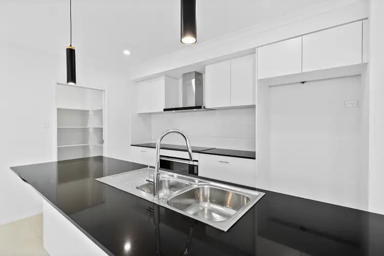 Second view of Homely house listing, 5 Ahlawat Place, Marsden QLD 4132