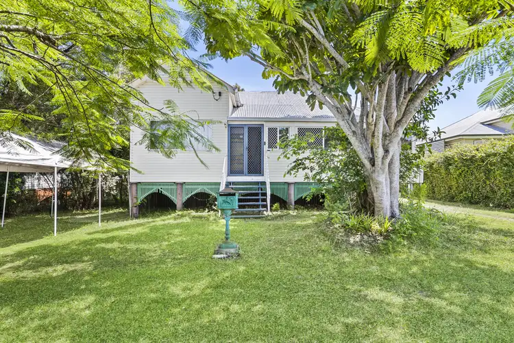 14 Railway Street, East Ipswich QLD 4305