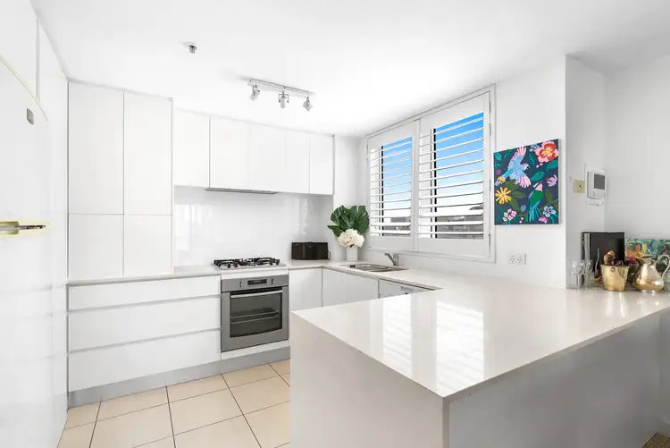 Third view of Homely apartment listing, 25/20 Queensland Avenue, Broadbeach QLD 4218