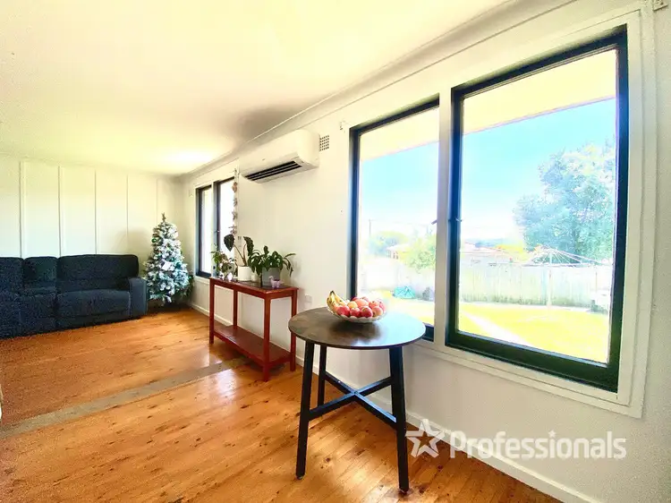 27 James Meehan Street