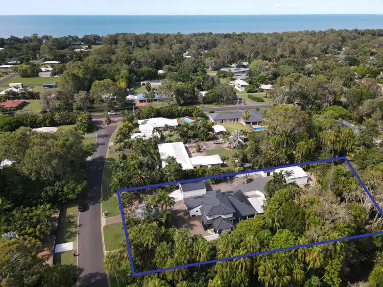 10-12 Palm Way, Dundowran Beach QLD 4655