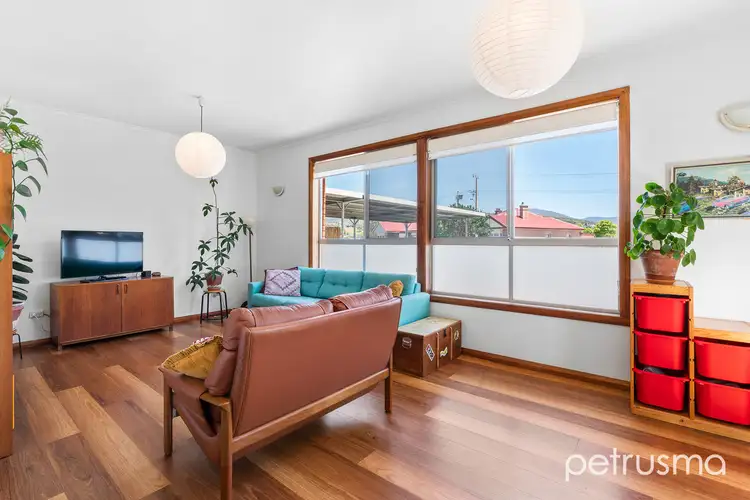 1/27 Cross Street, New Town TAS 7008