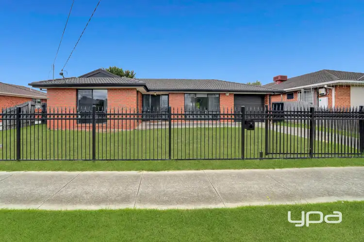 19 Malmsbury Drive, Meadow Heights VIC 3048