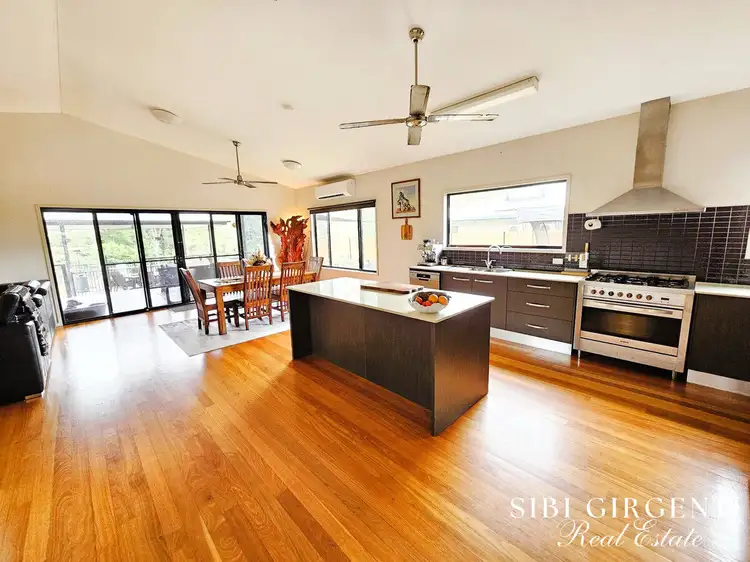 7 River Drive, Mareeba QLD 4880