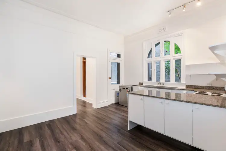 Fifth view of Homely apartment listing, 2/6 Oswald Street, Darling Point NSW 2027