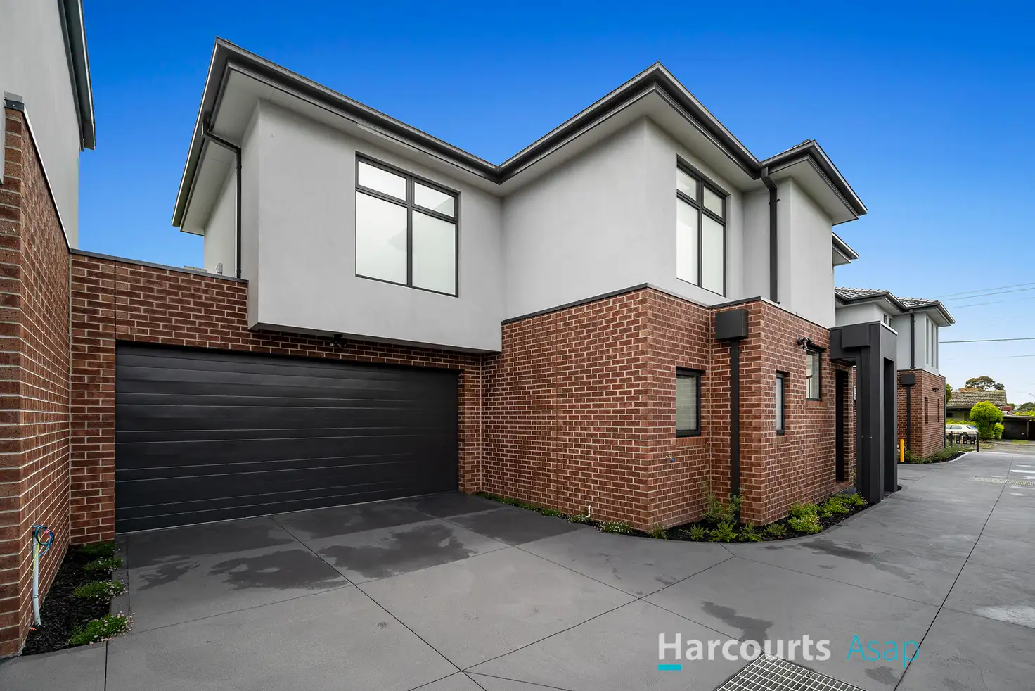 Main view of Homely townhouse listing, 2/10 Boyd Street, Dandenong North VIC 3175