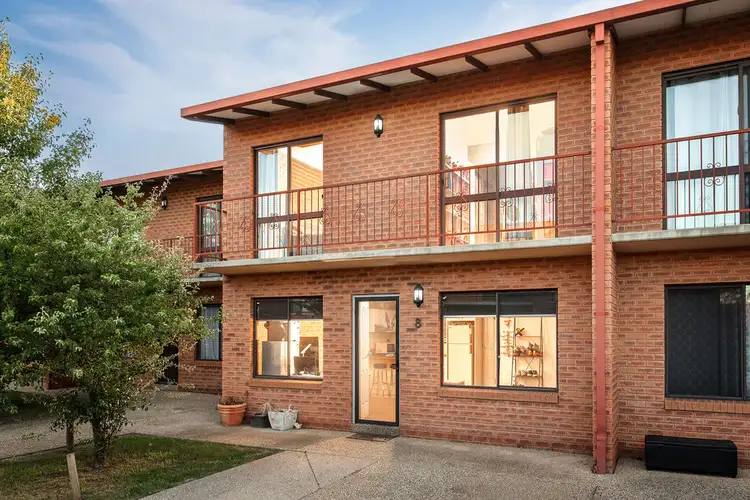 2 McKibbin Court