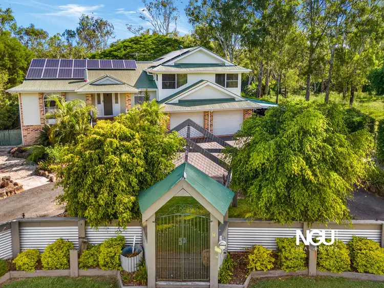 7 Riverside Court, Barellan Point QLD 4306