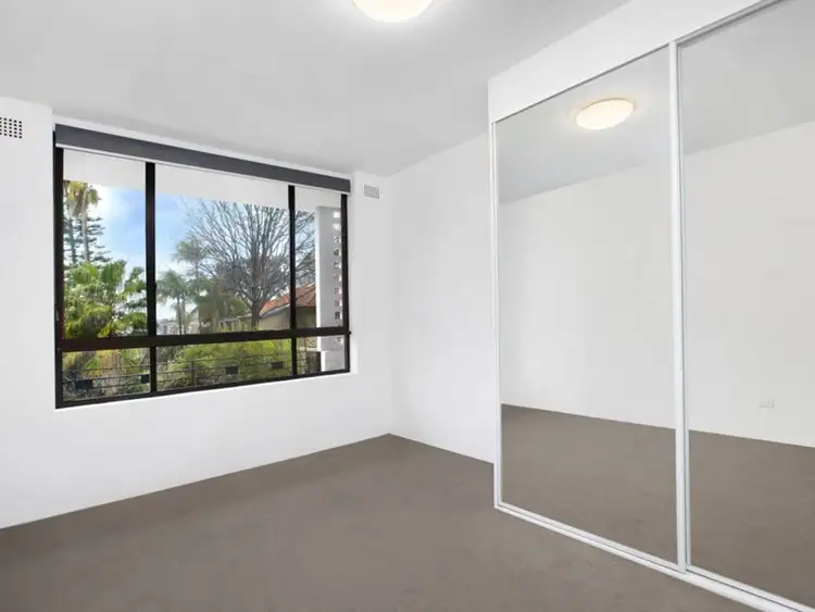 Second view of Homely unit listing, 4/2 Elamang Avenue, Kirribilli NSW 2061
