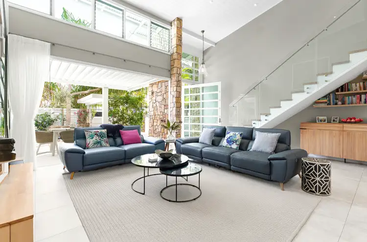 2/27 Edward Street, Noosaville QLD 4566