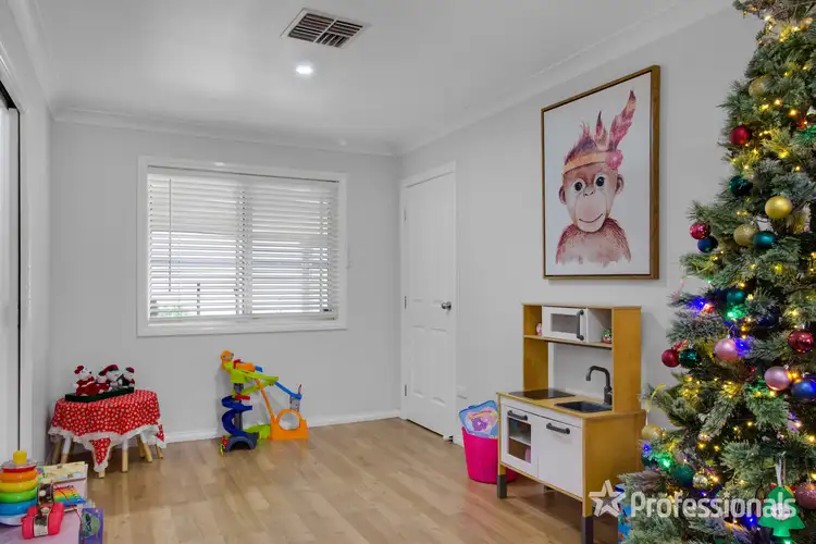 Fifth view of Homely house listing, 48 Balleroo Crescent, Glenfield Park NSW 2650