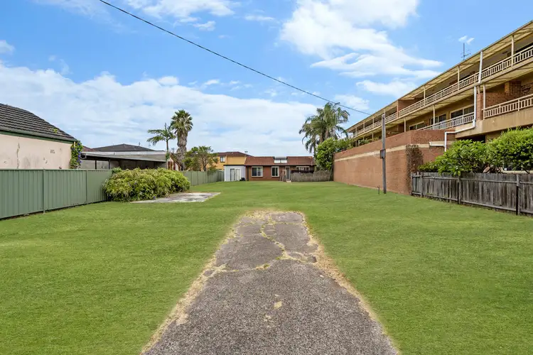 4 Taylor Street, The Entrance NSW 2261