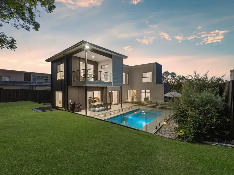 27 Waterhousia Crescent, Brookwater QLD 4300