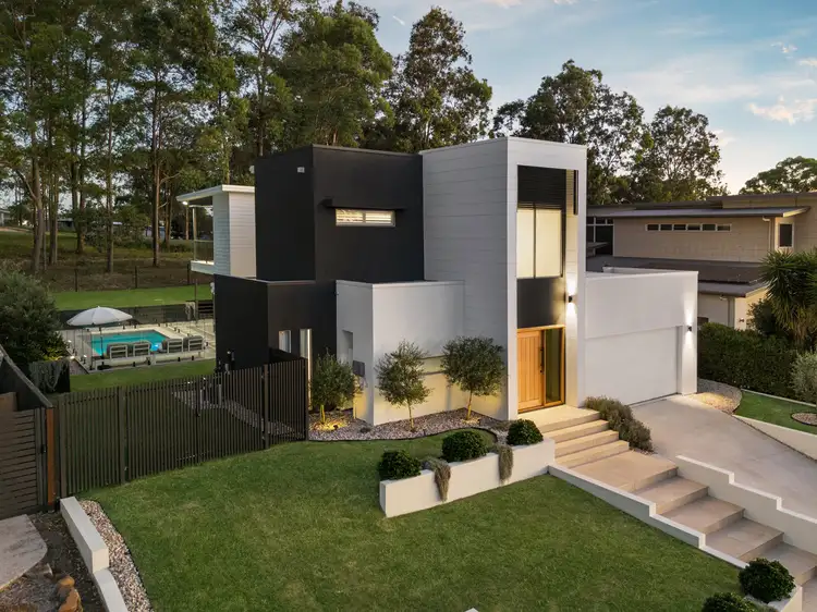 27 Waterhousia Crescent, Brookwater QLD 4300