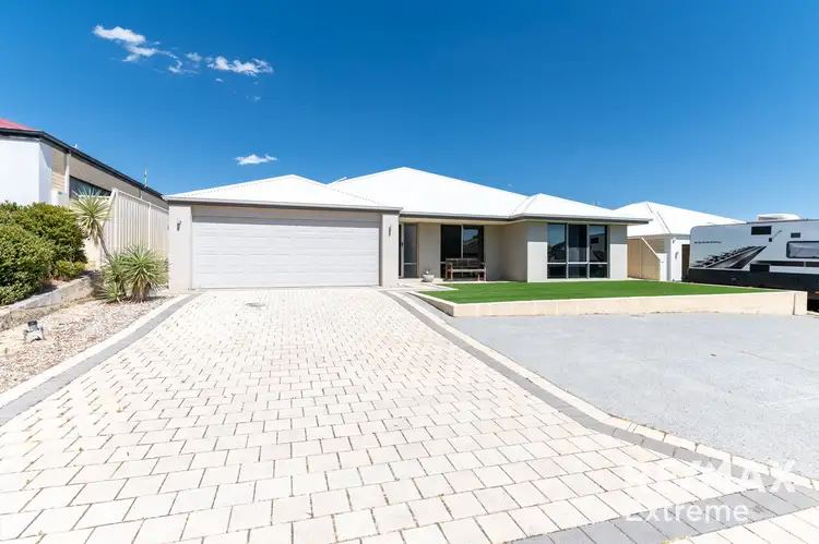 Second view of Homely house listing, 4 Lynella Circuit, Banksia Grove WA 6031