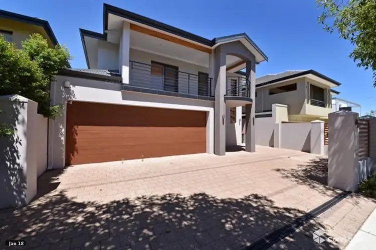 18 Lockwood Street