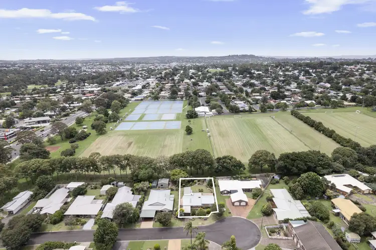 Second view of Homely house listing, 5 Hanna Court, Kearneys Spring QLD 4350