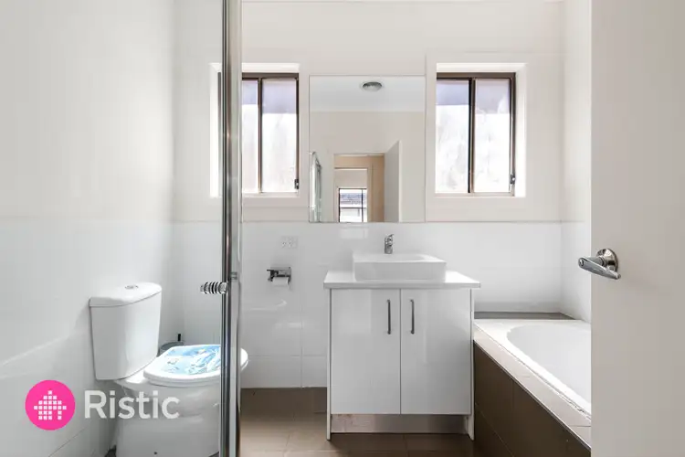 Sixth view of Homely house listing, 10 Bergamot Way, South Morang VIC 3752
