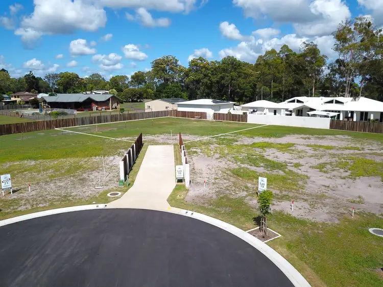 5 Oakvale Court, Branyan QLD 4670