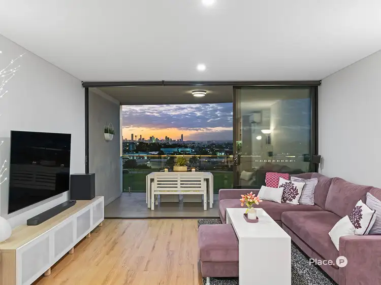 2204/1918 Creek Road, Cannon Hill QLD 4170