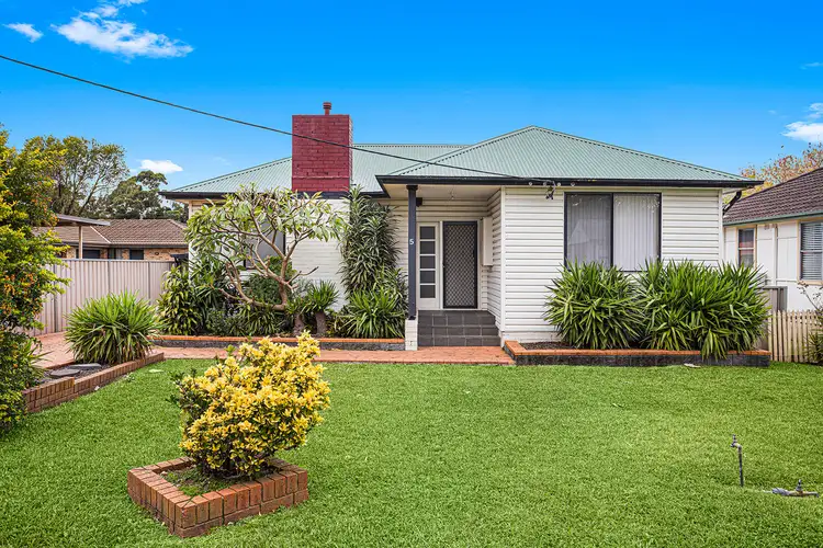 Main view of Homely house listing, 5 Massey Street, Berkeley NSW 2506