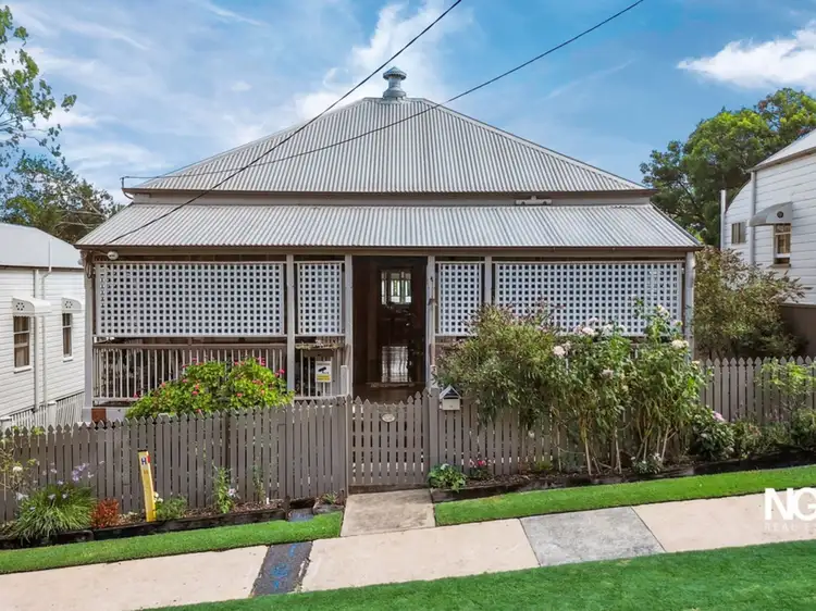 12 Darling Street East, Ipswich QLD 4305
