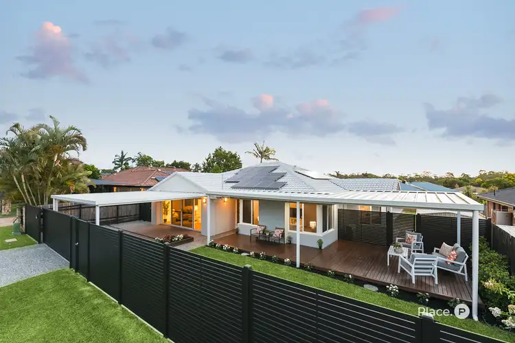 15 Swanbrook Place, Parkinson QLD 4115