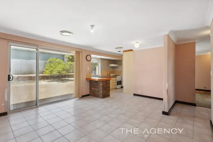 Seventh view of Homely house listing, 2 Stocker Court, Craigie WA 6025