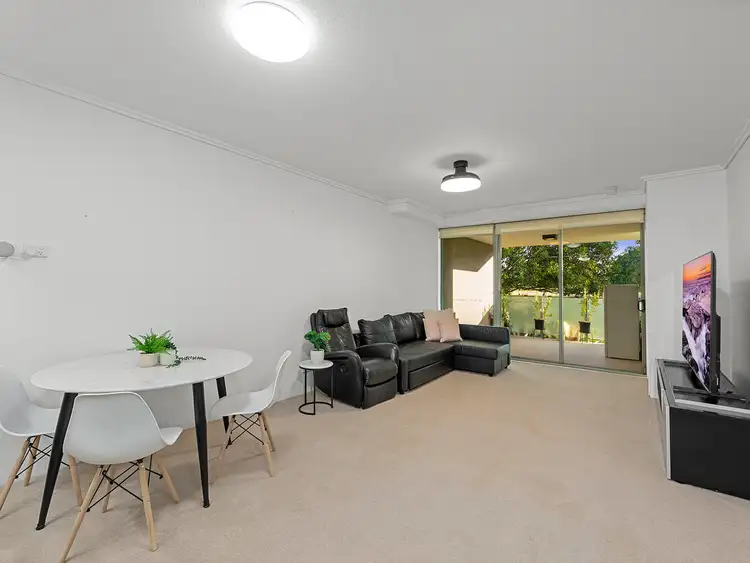 Fifth view of Homely apartment listing, 203/20 Egmont Street, Sherwood QLD 4075