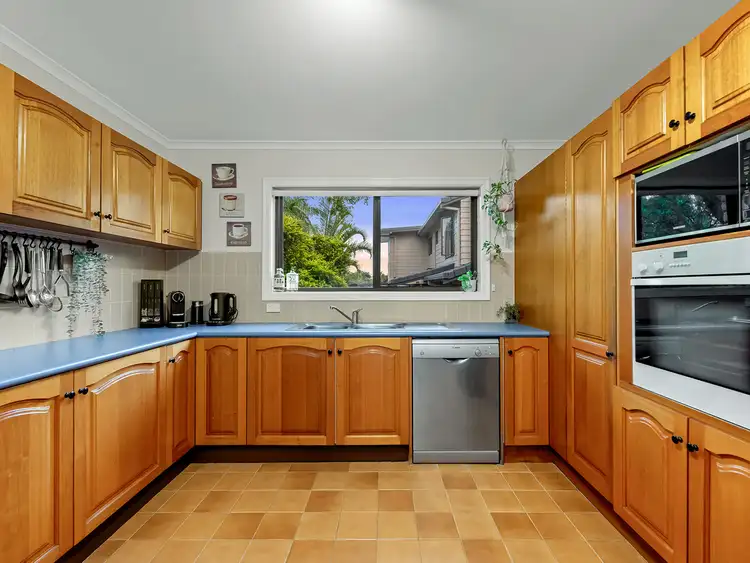 Sixth view of Homely house listing, 8 Barcoorah Street, Westlake QLD 4074