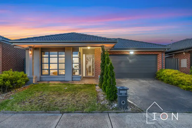 35 Galveston Road, Clyde VIC 3978