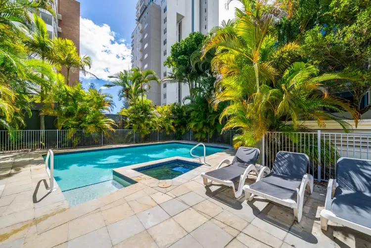Sixth view of Homely apartment listing, 17/6 Fifth Avenue, Burleigh Heads QLD 4220