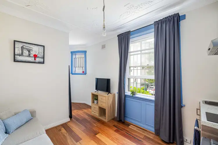 Main view of Homely apartment listing, 2/37 Roslyn Street, Rushcutters Bay NSW 2011