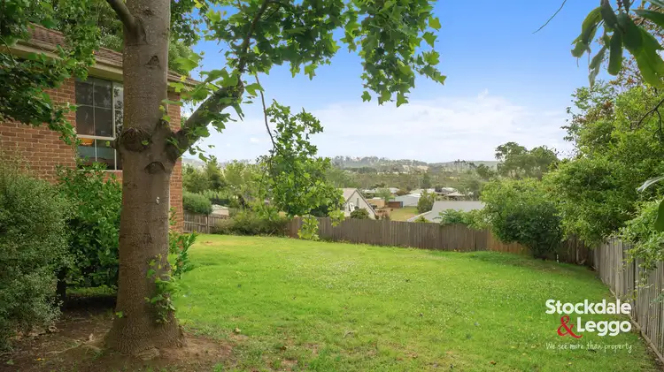 9 Bourke Street, Mirboo North VIC 3871
