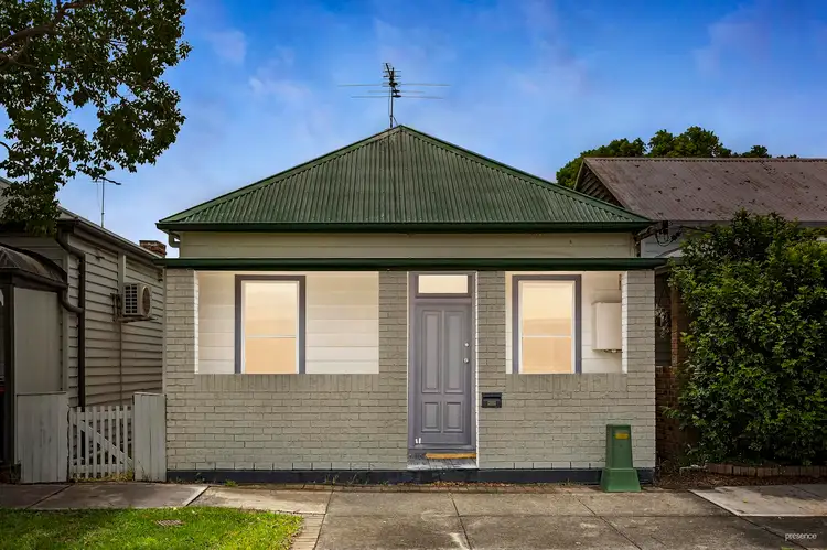 34 Garrett Street, Carrington NSW 2294
