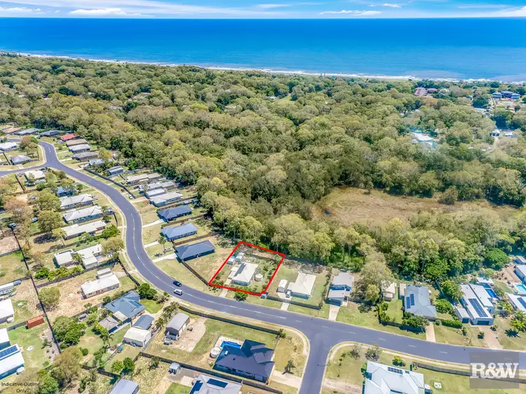 24 Malvern Drive, Moore Park Beach QLD 4670