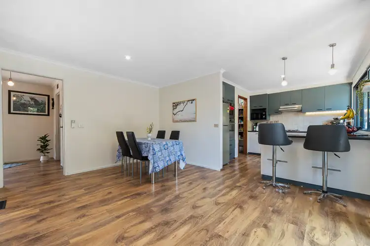 Fourth view of Homely unit listing, 4A Woodlea Court, Frankston VIC 3199
