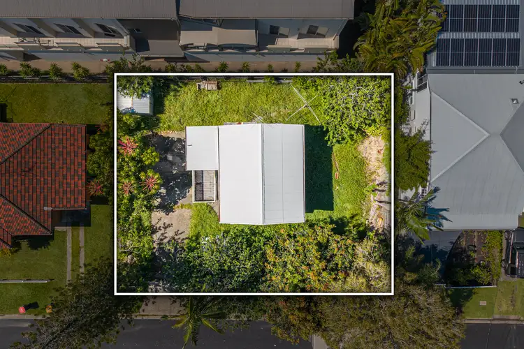1 Greenup Street, Redcliffe QLD 4020