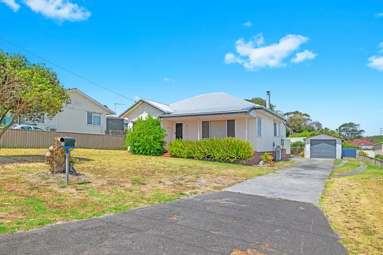 38 Broughton Street, Orana WA 6330