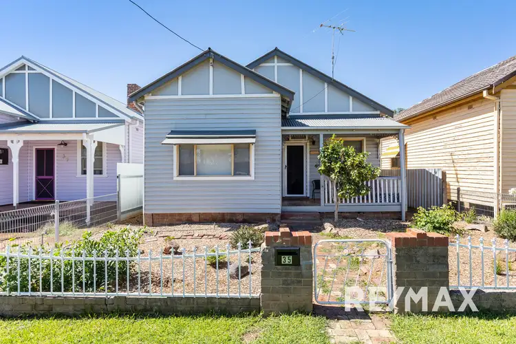 35 Gloucester Street, Junee NSW 2663