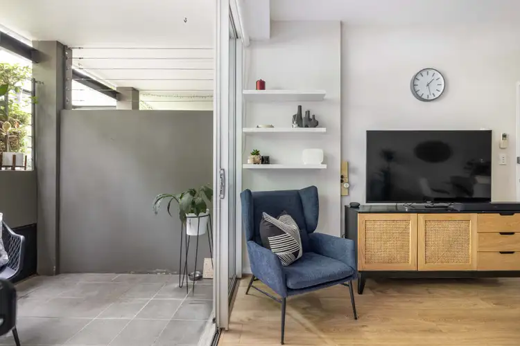 Fifth view of Homely apartment listing, 2/12 Garden Street, Alexandria NSW 2015