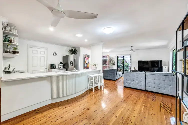 Third view of Homely house listing, 2/6 Grange Court, Castle Hill QLD 4810