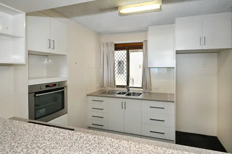 Fifth view of Homely unit listing, 6/43 Albert, Kings Beach QLD 4551