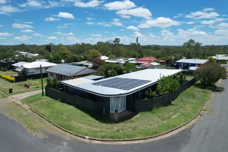 18 Mitchell Street, Monto QLD 4630