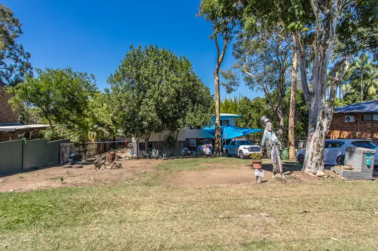 8 Mona Vale Way, Petrie QLD 4502