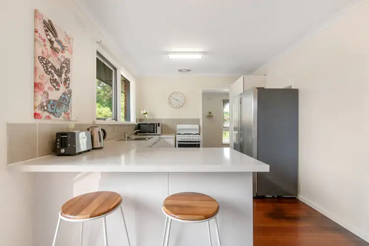 Sixth view of Homely house listing, 8 Coora Court, Frankston VIC 3199