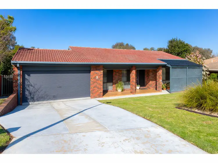 Main view of Homely house listing, 3 Heather Court, West Albury NSW 2640