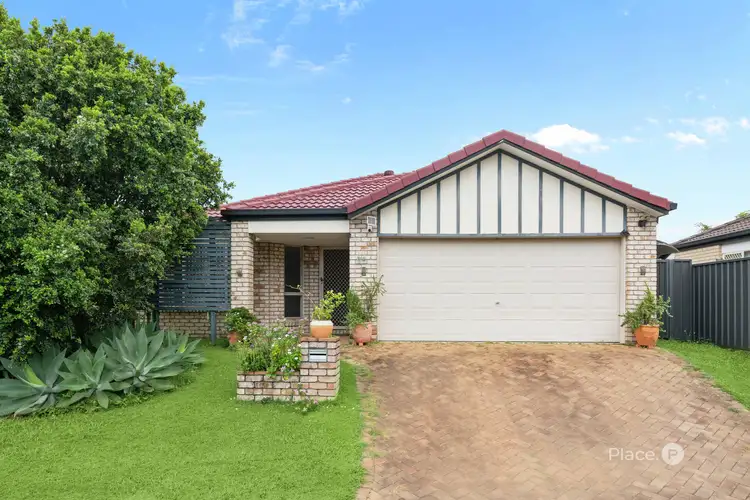 10 Ursula Place, Wynnum West QLD 4178