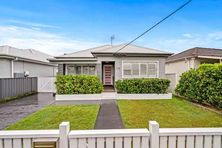 15 Meadow Road, New Lambton NSW 2305